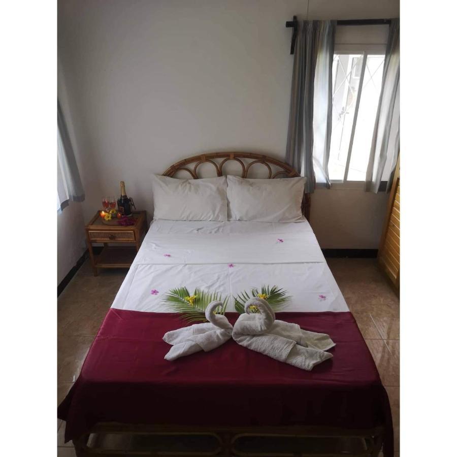 Villa Karel Mauritius Beach House Riambel Exterior foto