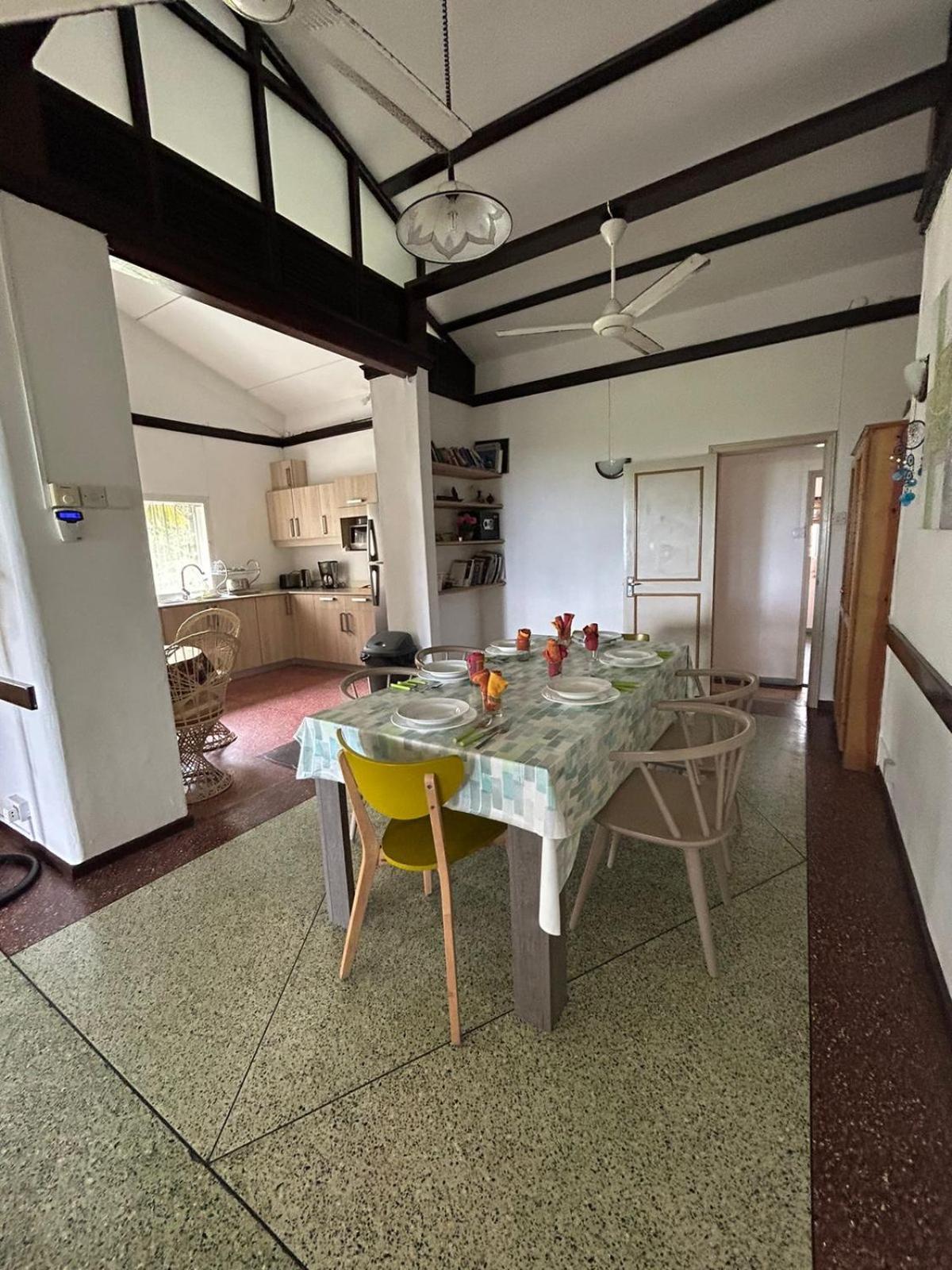 Villa Karel Mauritius Beach House Riambel Exterior foto